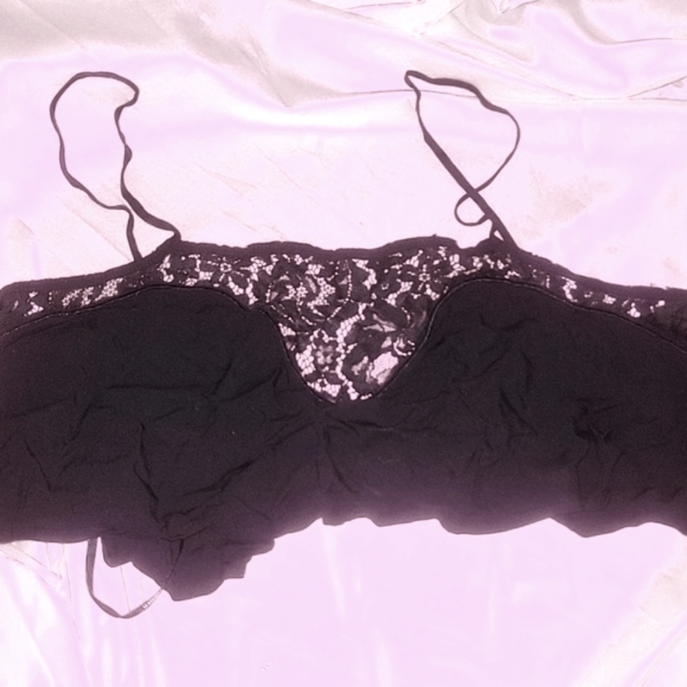 Black crop top